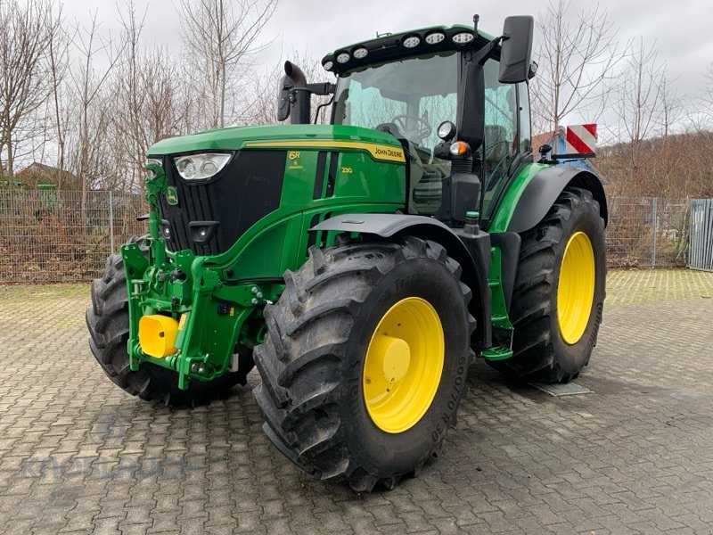 Traktor от тип John Deere 6R 230, Gebrauchtmaschine в Kandern-Tannenkirch (Снимка 1)