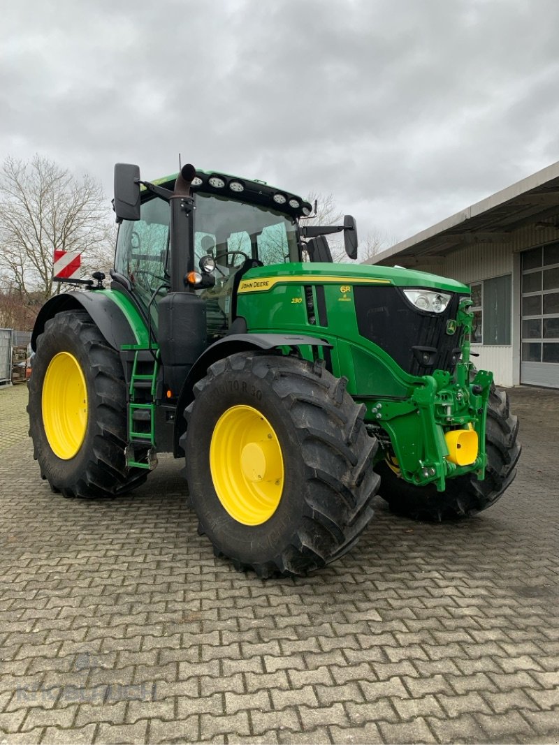 Traktor от тип John Deere 6R 230, Gebrauchtmaschine в Kandern-Tannenkirch (Снимка 4)