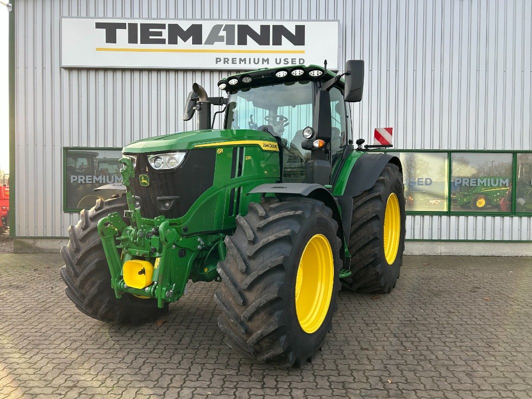 Traktor des Typs John Deere 6R 230, Gebrauchtmaschine in Sittensen (Bild 1)