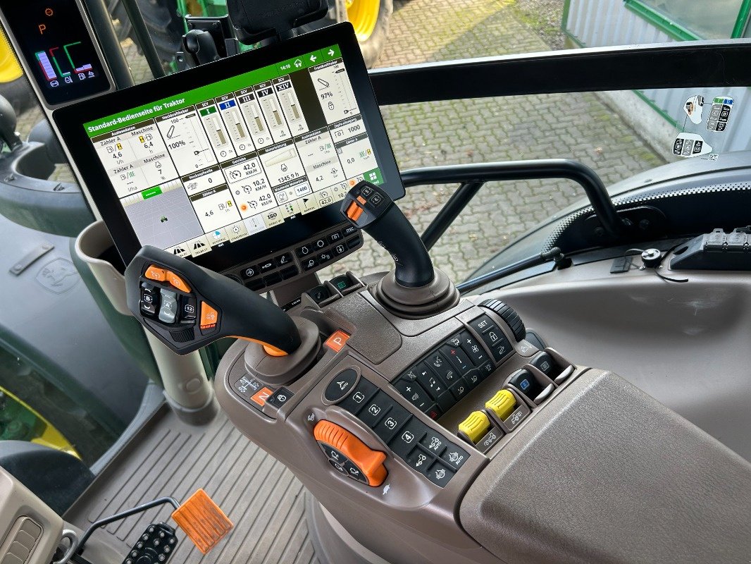 Traktor des Typs John Deere 6R 230, Gebrauchtmaschine in Sittensen (Bild 9)