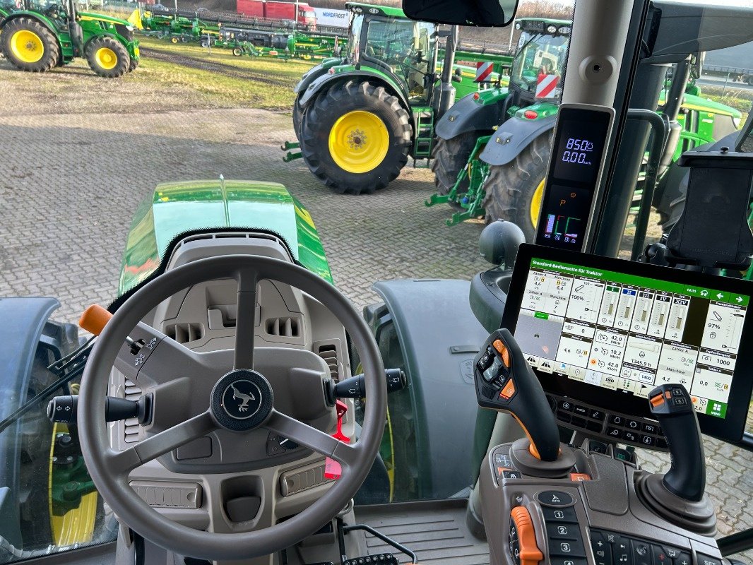 Traktor des Typs John Deere 6R 230, Gebrauchtmaschine in Sittensen (Bild 11)