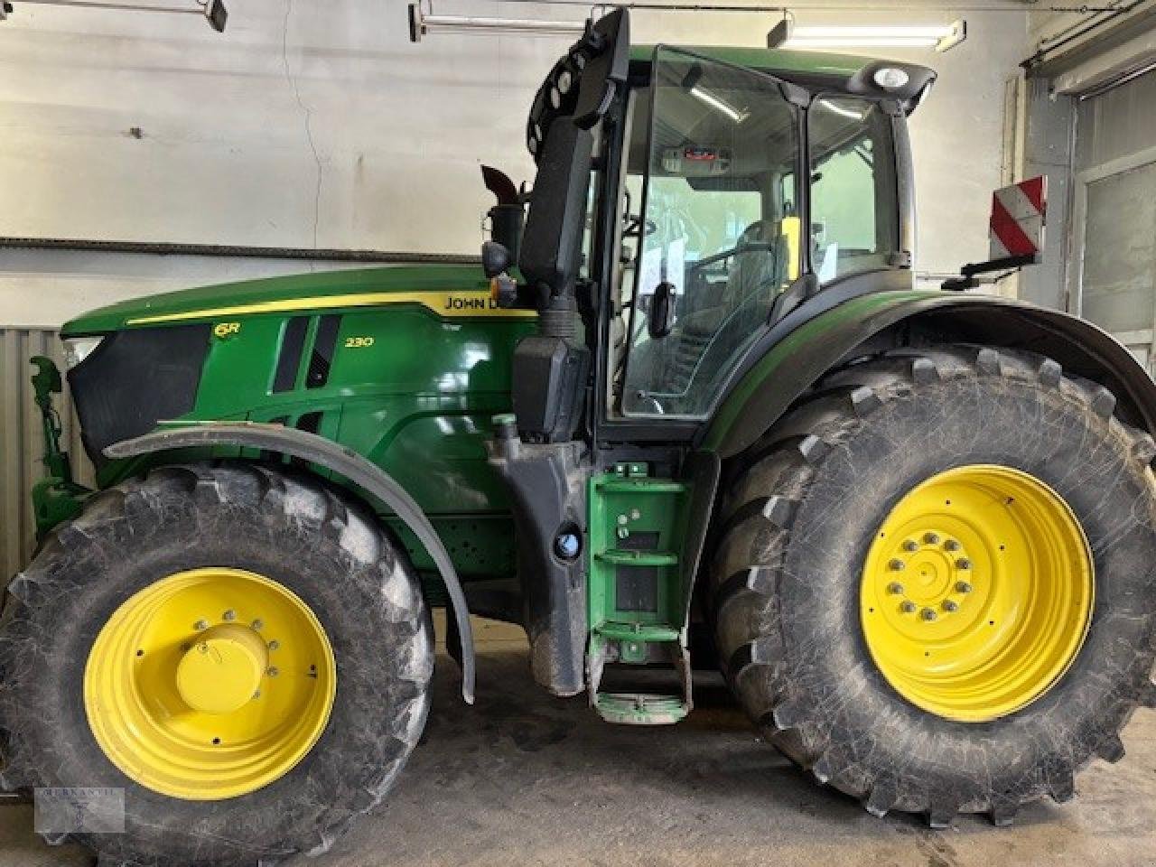 Traktor del tipo John Deere 6R 230, Gebrauchtmaschine In Pragsdorf (Immagine 3)
