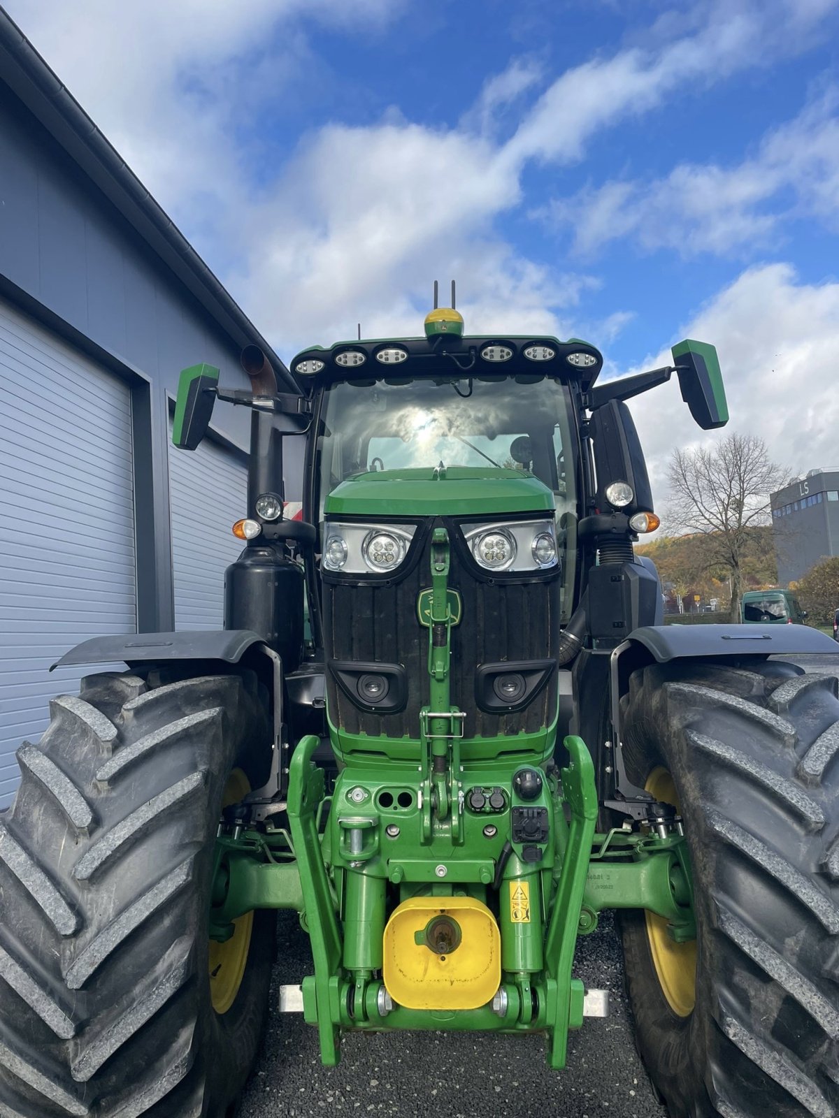 Traktor типа John Deere 6R 230, Gebrauchtmaschine в Bad Bocklet (Фотография 3)