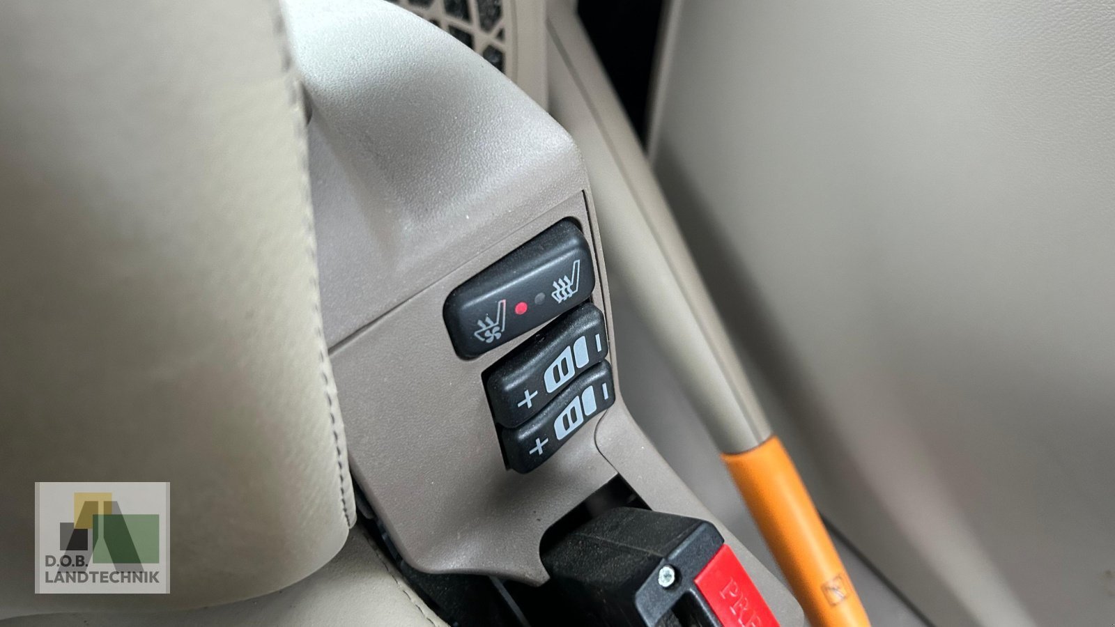 Traktor des Typs John Deere 6R 250 6R250 6250R Garantieverlängerung, Gebrauchtmaschine in Regensburg (Bild 16)