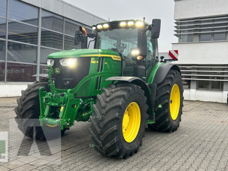 Traktor typu John Deere 6R 250 6R250 6250R Garantieverlängerung, Gebrauchtmaschine w Regensburg (Zdjęcie 1)