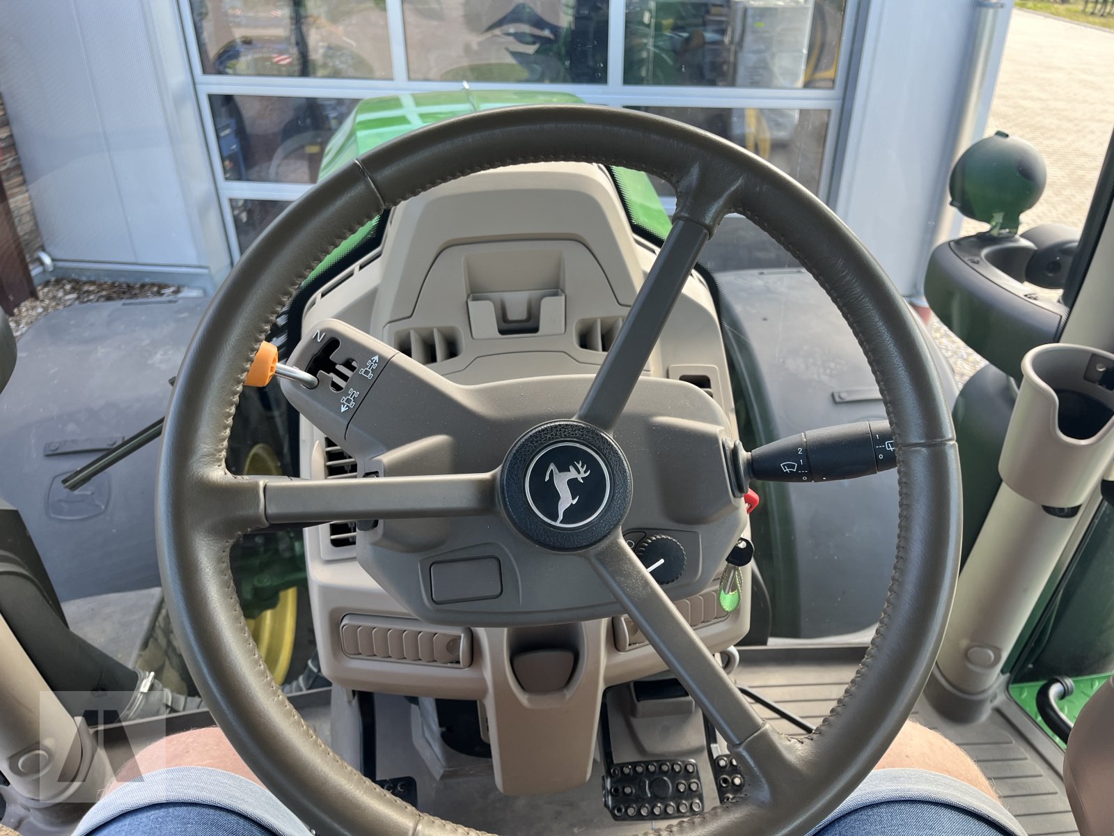Traktor типа John Deere 6R 250 6R250, Gebrauchtmaschine в Regensburg (Фотография 10)
