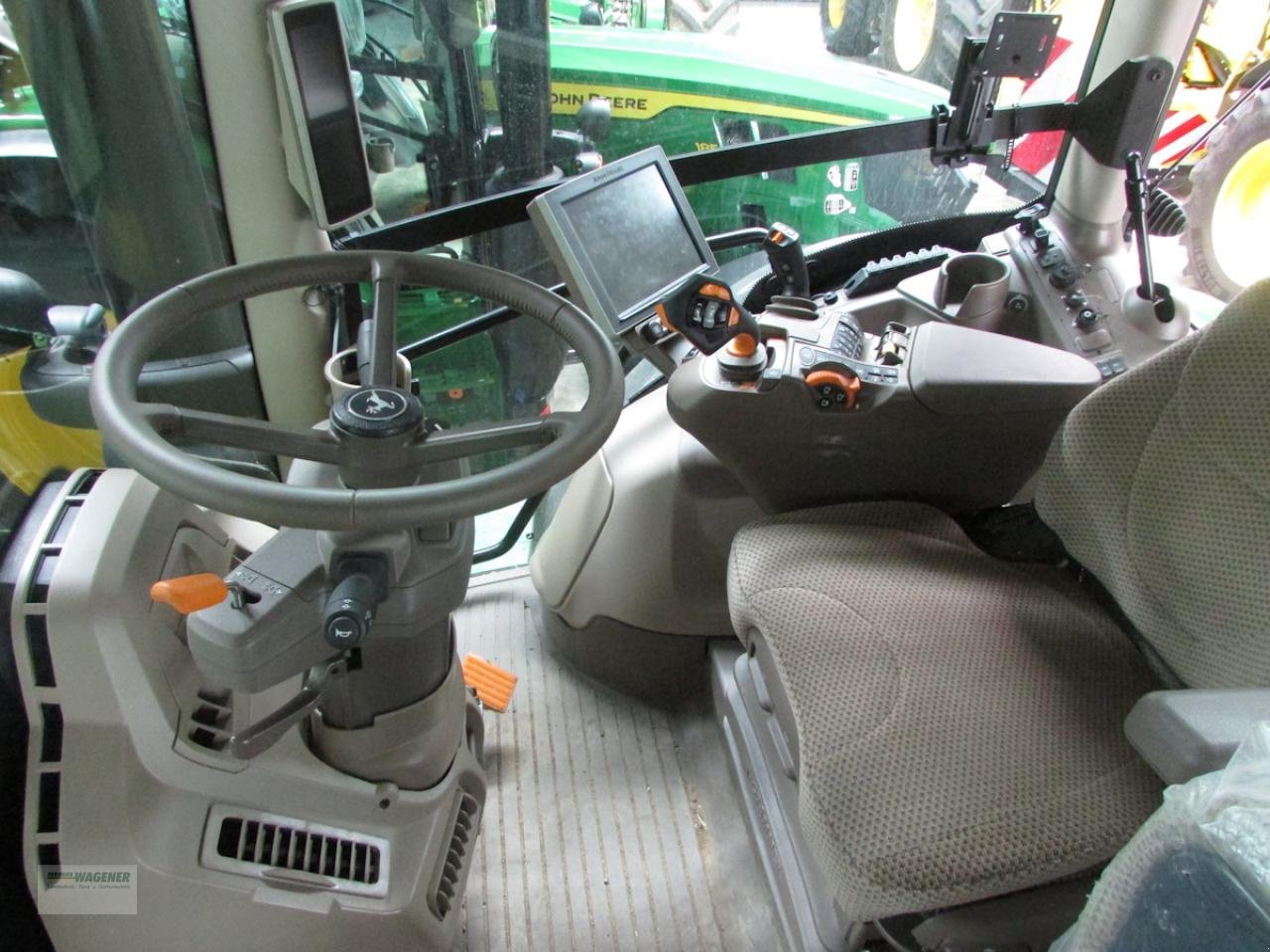 Traktor van het type John Deere 6R 250  AP50, Neumaschine in Bad Wildungen - Wega (Foto 4)