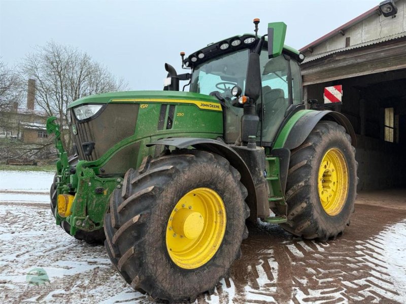 Traktor za tip John Deere 6R 250 - Command PRO, Gebrauchtmaschine u Hofheim
