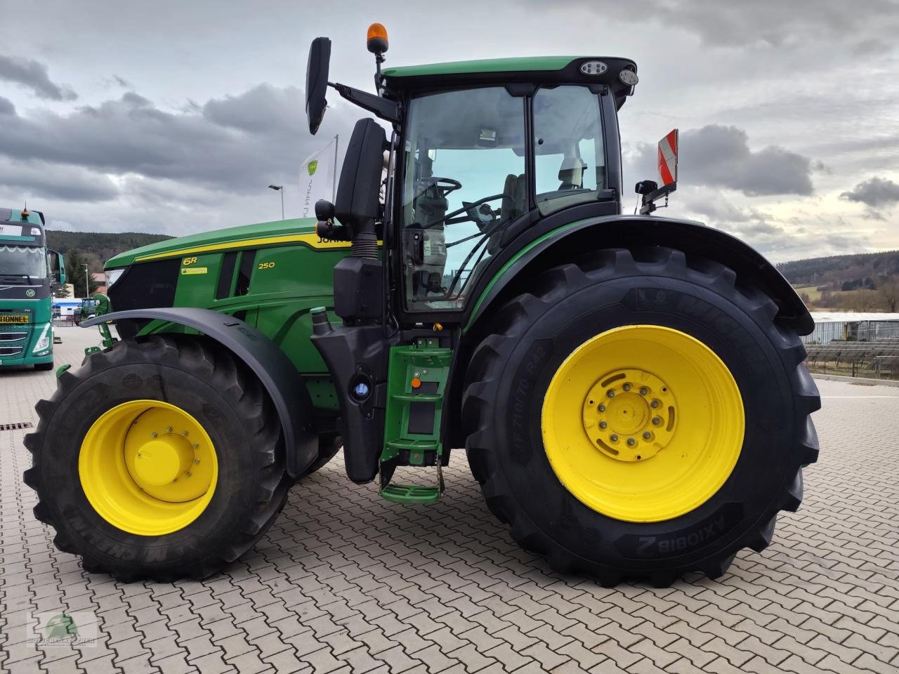 Traktor typu John Deere 6R 250 - Command PRO, Neumaschine w Wasungen (Zdjęcie 2)