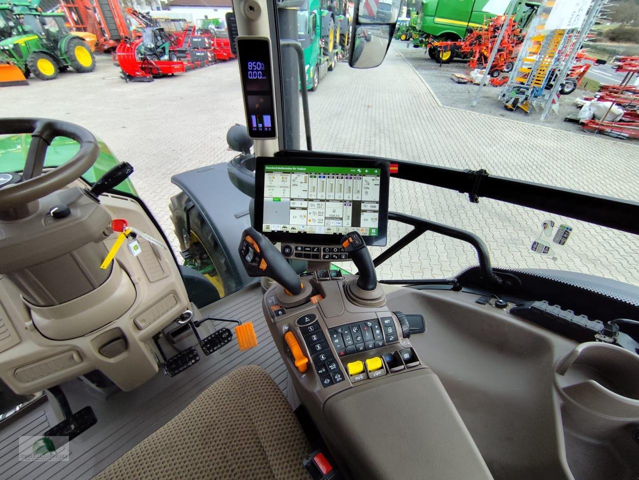 Traktor typu John Deere 6R 250 - Command PRO, Neumaschine w Wasungen (Zdjęcie 11)