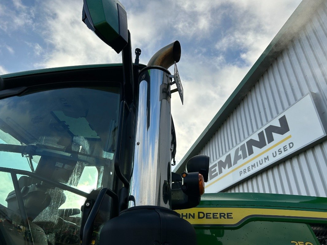 Traktor typu John Deere 6R 250 **MIETRÜCKLÄUFER**, Gebrauchtmaschine v Sittensen (Obrázok 23)