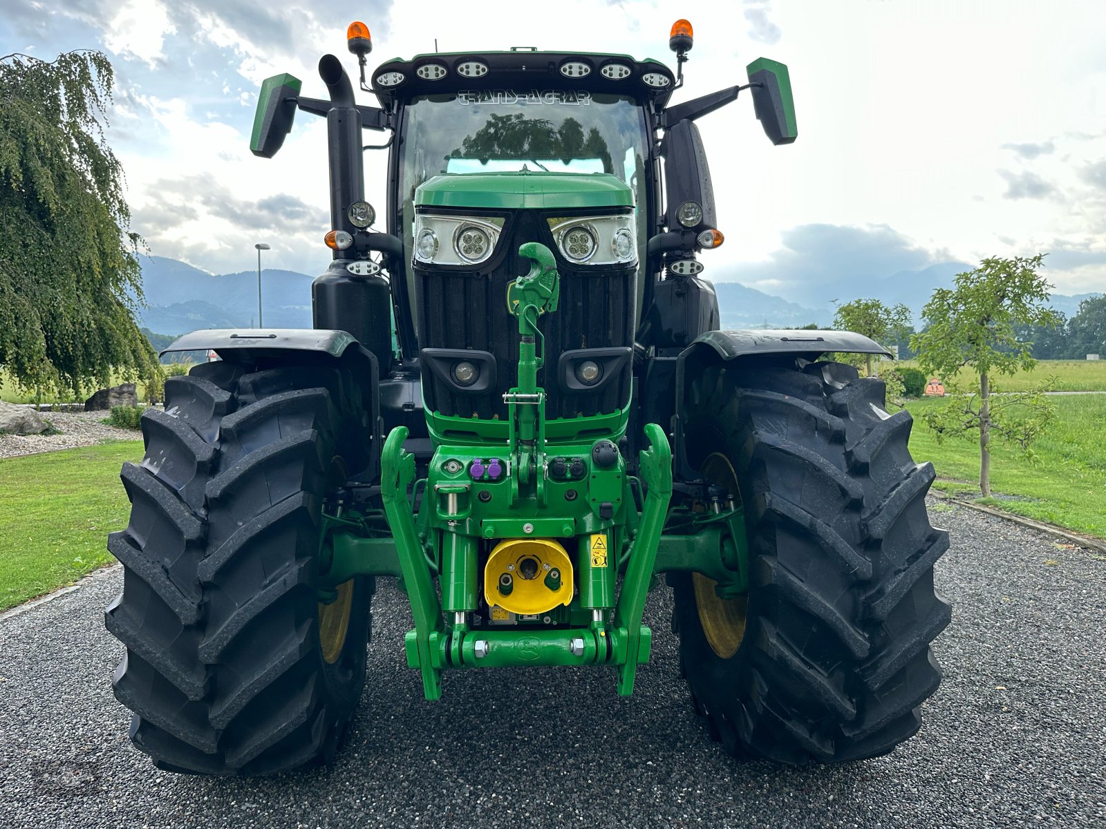 Traktor типа John Deere 6R 250, Gebrauchtmaschine в Rankweil (Фотография 4)