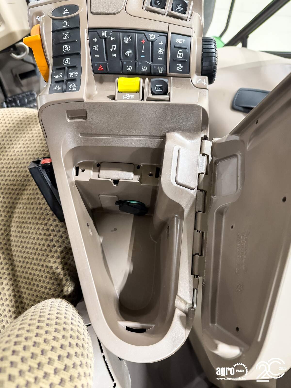 Traktor tipa John Deere 6R 250, Gebrauchtmaschine u Csengele (Slika 17)