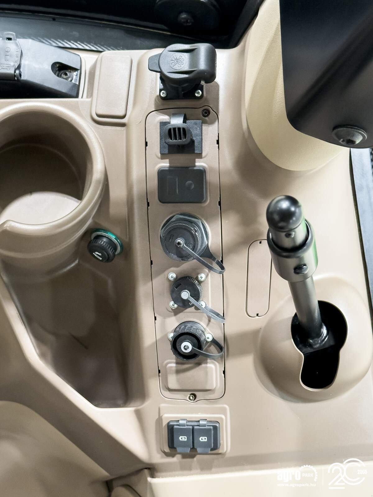 Traktor tipa John Deere 6R 250, Gebrauchtmaschine u Csengele (Slika 29)