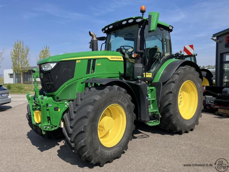 Traktor типа John Deere 6R 250, Gebrauchtmaschine в Aspach