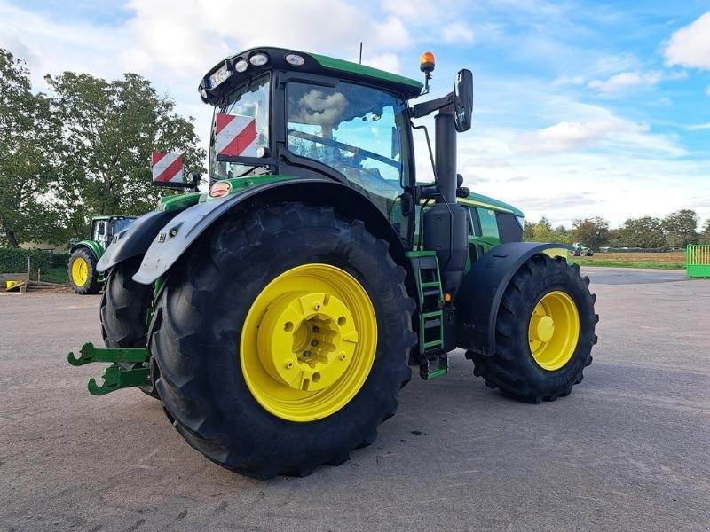 Traktor of the type John Deere 6R 250, Gebrauchtmaschine in SAINT-GERMAIN DU PUY (Picture 4)