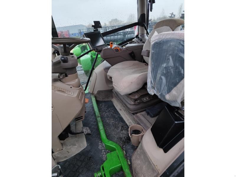 Traktor a típus John Deere 6R 250, Gebrauchtmaschine ekkor: SAINT-GERMAIN DU PUY (Kép 6)