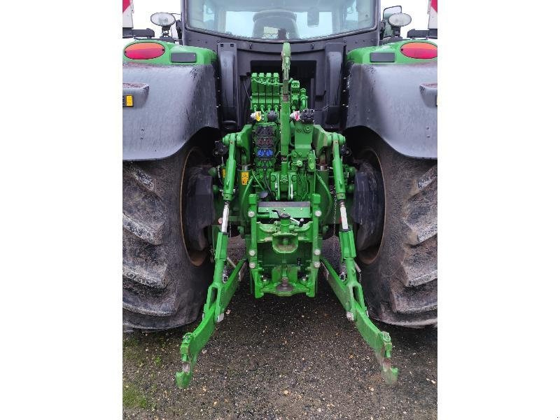 Traktor a típus John Deere 6R 250, Gebrauchtmaschine ekkor: SAINT-GERMAIN DU PUY (Kép 3)