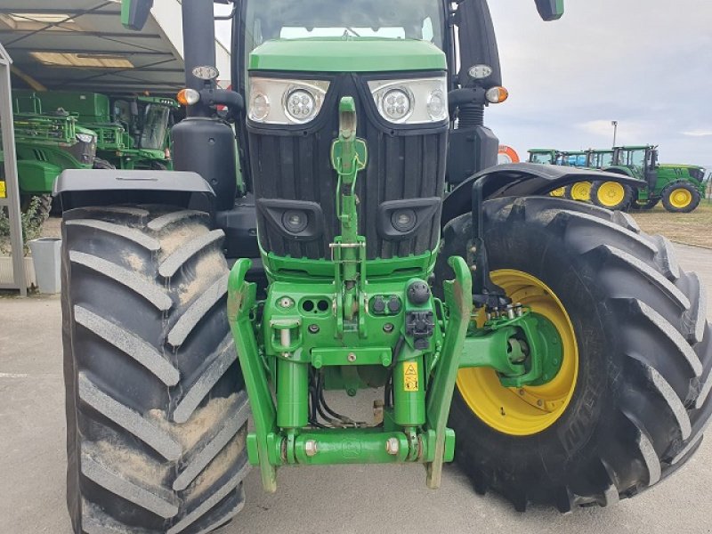 Traktor типа John Deere 6R 250, Gebrauchtmaschine в PITHIVIERS Cedex (Фотография 6)