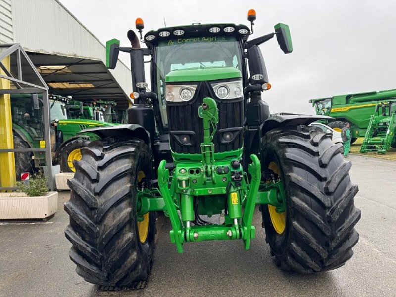 Traktor типа John Deere 6R 250, Gebrauchtmaschine в PITHIVIERS Cedex (Фотография 5)