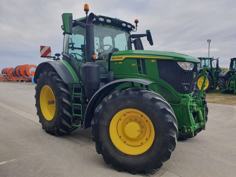 Traktor tipa John Deere 6R 250, Gebrauchtmaschine u PITHIVIERS Cedex (Slika 2)