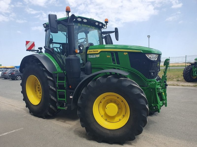 Traktor typu John Deere 6R 250, Gebrauchtmaschine v PITHIVIERS Cedex (Obrázek 2)