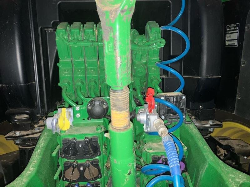 Traktor του τύπου John Deere 6R 250, Gebrauchtmaschine σε BRAY en Val (Φωτογραφία 10)