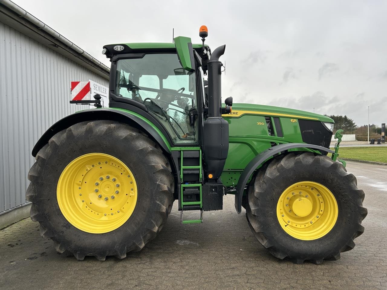 Traktor tipa John Deere 6R 250, Gebrauchtmaschine u Næstved (Slika 12)