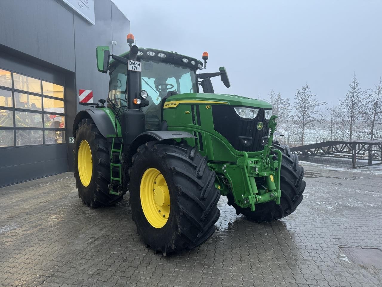 Traktor vrste John Deere 6R 250, Gebrauchtmaschine v Næstved (Slika 8)