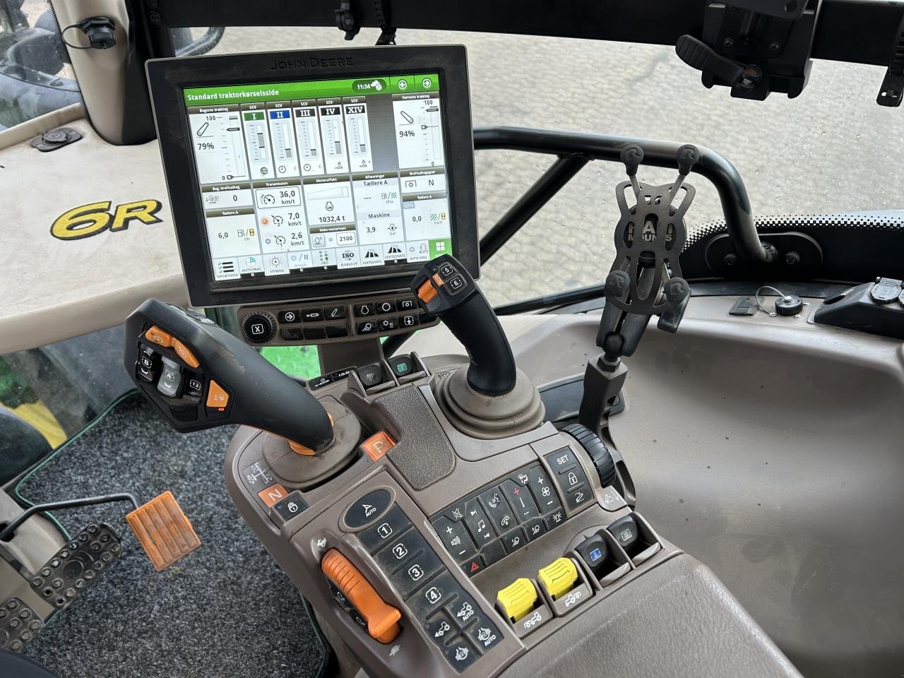 Traktor typu John Deere 6R 250, Gebrauchtmaschine v Bramming (Obrázek 3)