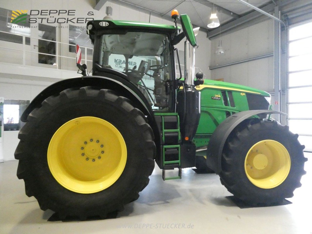 Traktor типа John Deere 6R 250, Gebrauchtmaschine в Lauterberg/Barbis (Фотография 5)