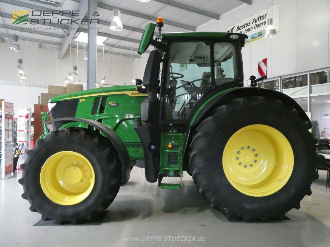 Traktor типа John Deere 6R 250, Gebrauchtmaschine в Lauterberg/Barbis (Фотография 10)