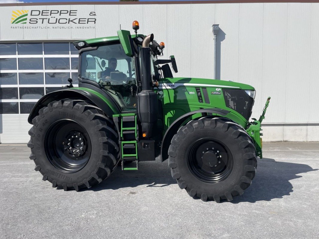 Traktor tip John Deere 6R 250, Gebrauchtmaschine in Rietberg (Poză 4)