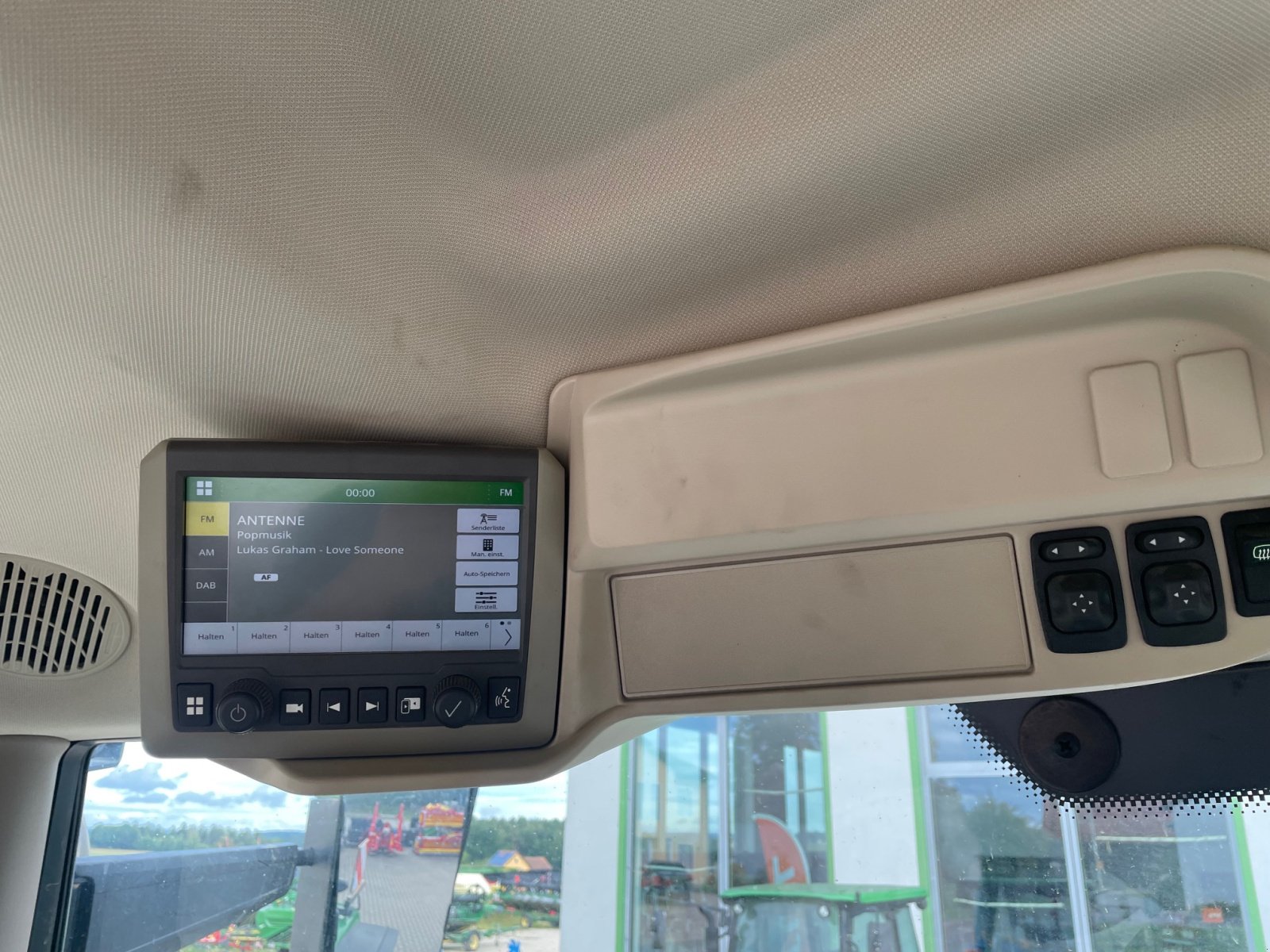 Traktor typu John Deere 6R 250, Gebrauchtmaschine v Burglengenfeld (Obrázek 10)