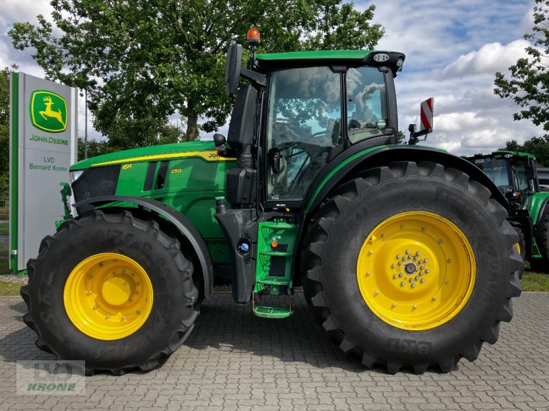 Traktor tipa John Deere 6R 250, Gebrauchtmaschine u Alt-Mölln