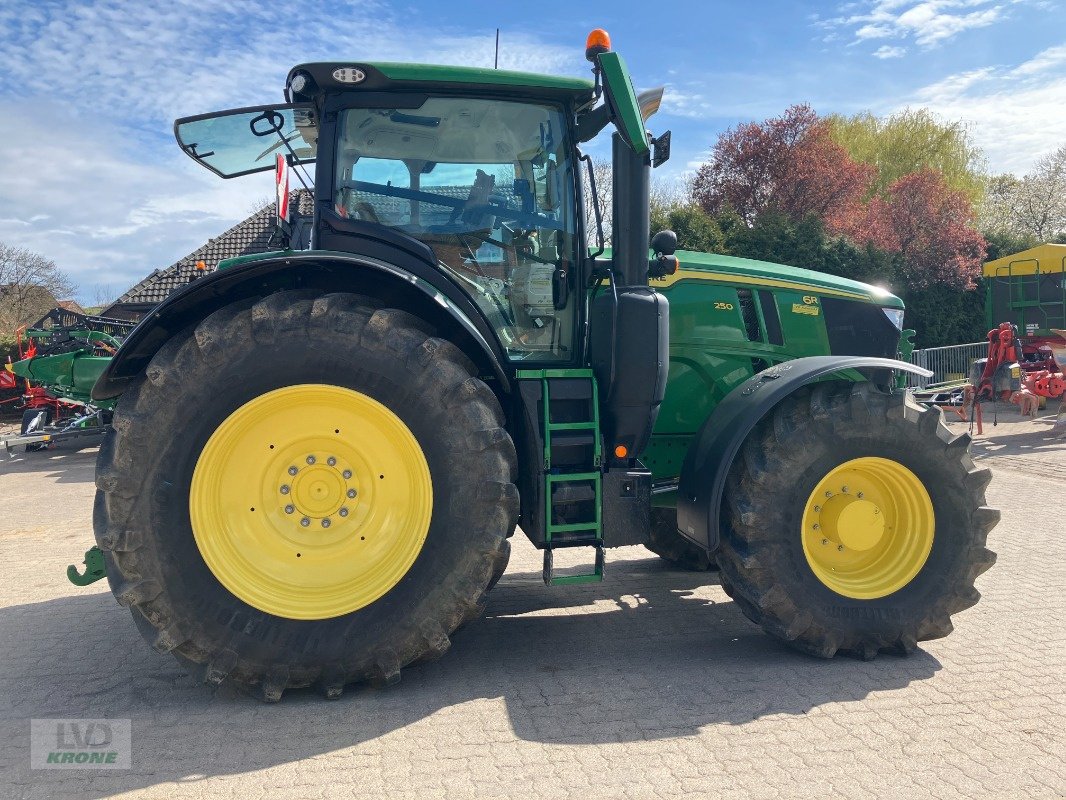 Traktor типа John Deere 6R 250, Gebrauchtmaschine в Barsinghausen OT Groß Munzel (Фотография 3)