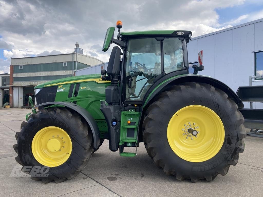Traktor Türe ait John Deere 6R 250, Gebrauchtmaschine içinde Dätgen (resim 4)