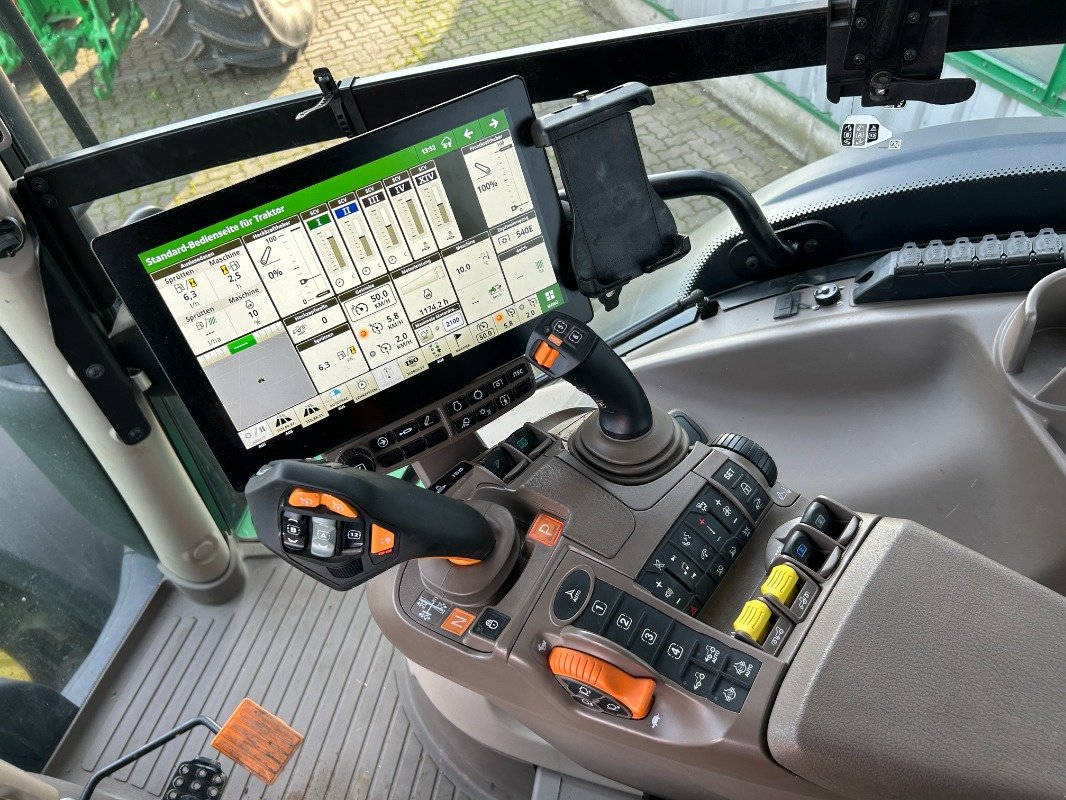 Traktor des Typs John Deere 6R 250, Gebrauchtmaschine in Sittensen (Bild 9)