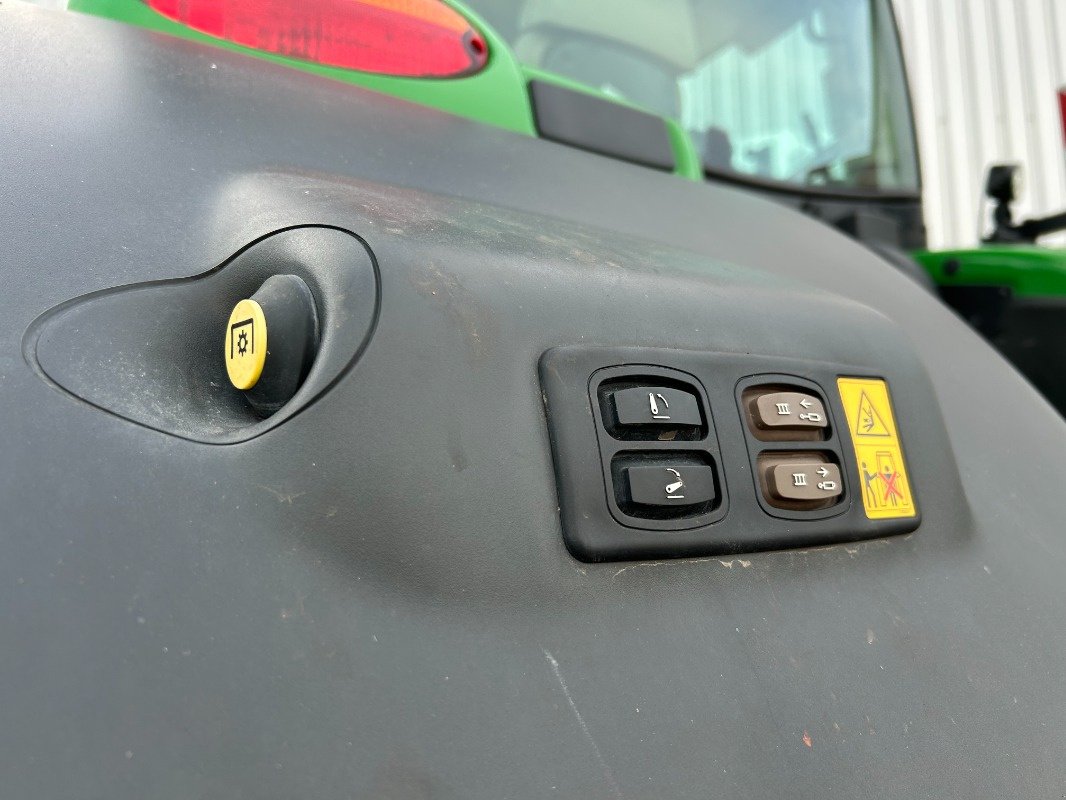 Traktor des Typs John Deere 6R 250, Gebrauchtmaschine in Sittensen (Bild 17)