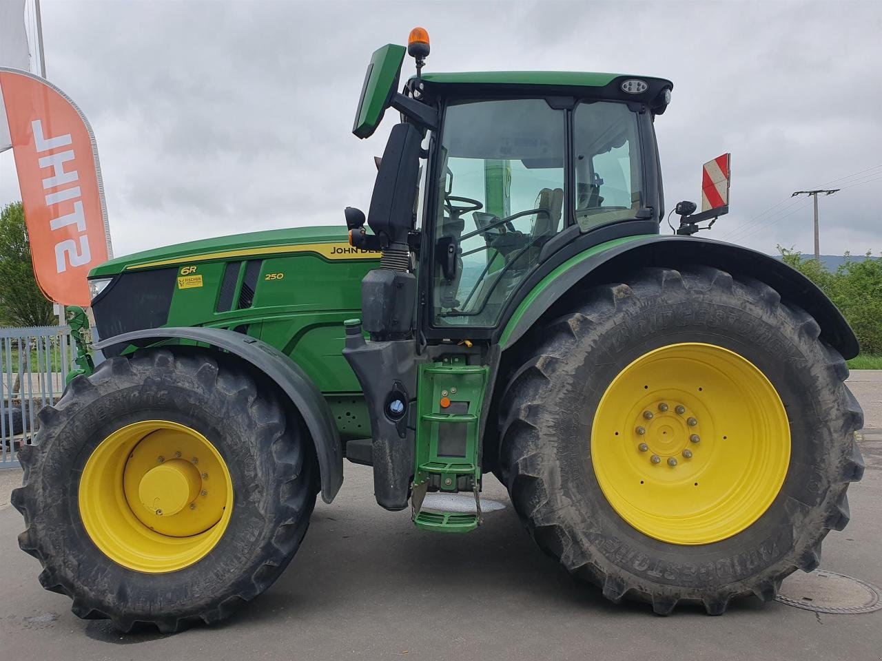 Traktor van het type John Deere 6R 250, Gebrauchtmaschine in Niederkirchen (Foto 10)