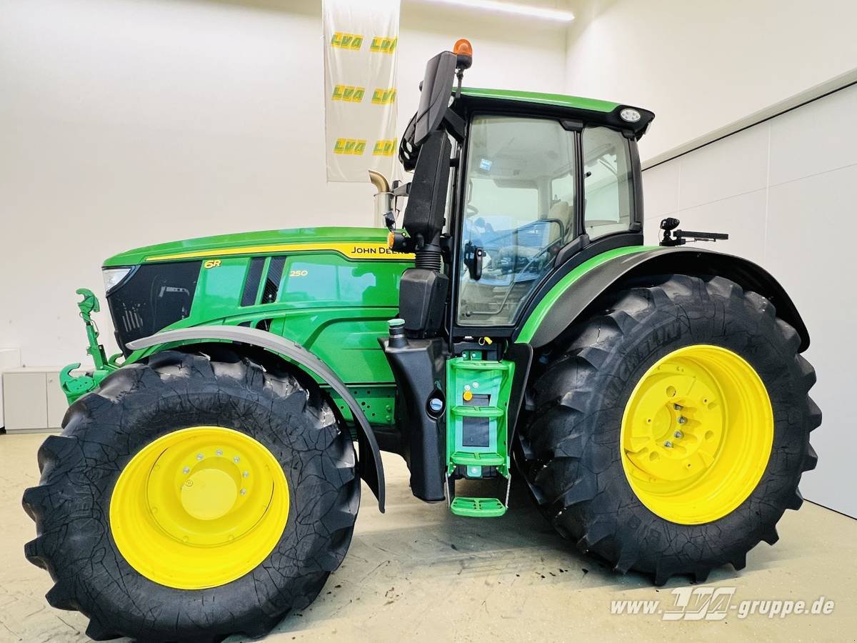 Traktor tip John Deere 6R 250, Gebrauchtmaschine in Sülzetal OT Altenweddingen (Poză 18)