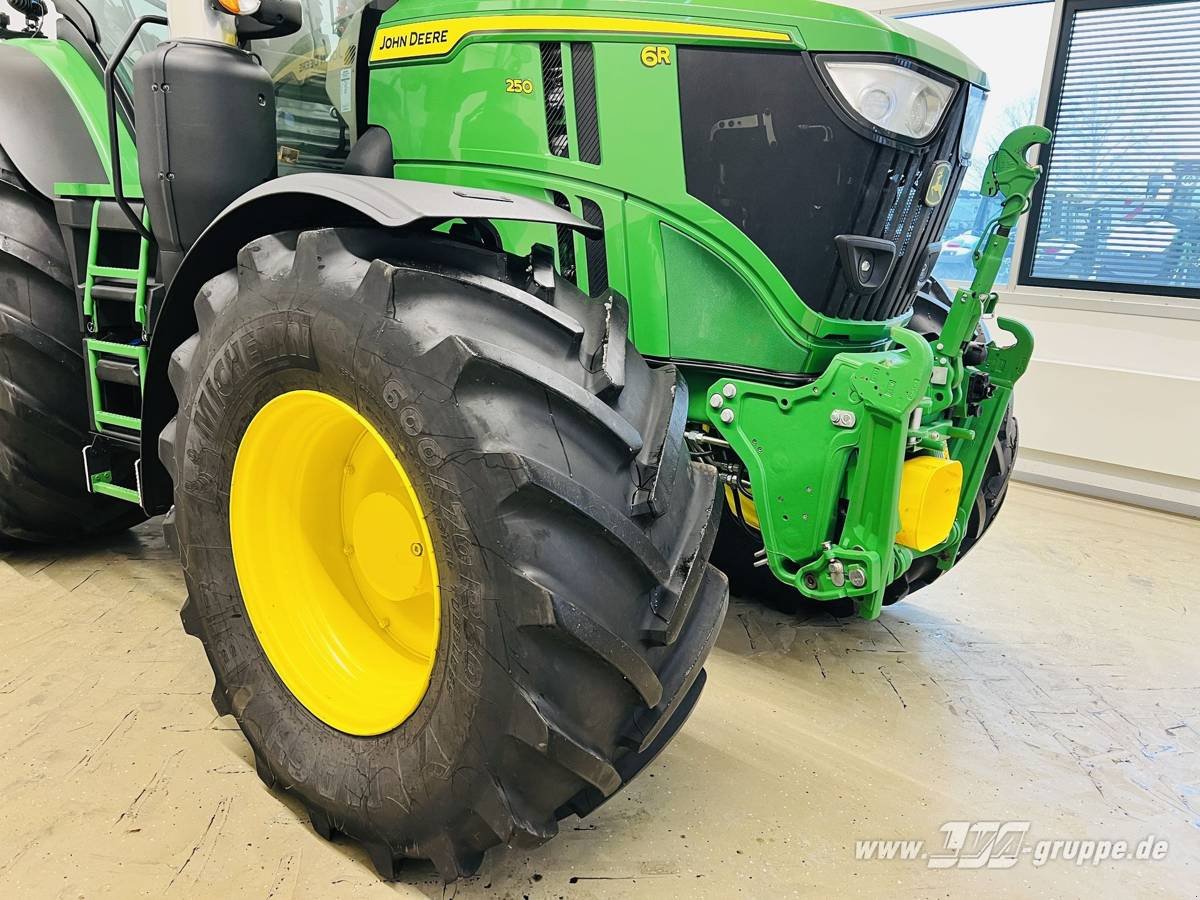 Traktor tip John Deere 6R 250, Gebrauchtmaschine in Sülzetal OT Altenweddingen (Poză 21)