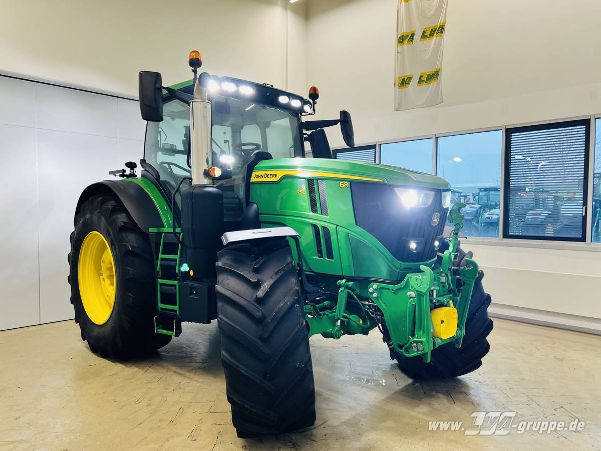 Traktor tip John Deere 6R 250, Gebrauchtmaschine in Sülzetal OT Altenweddingen (Poză 4)