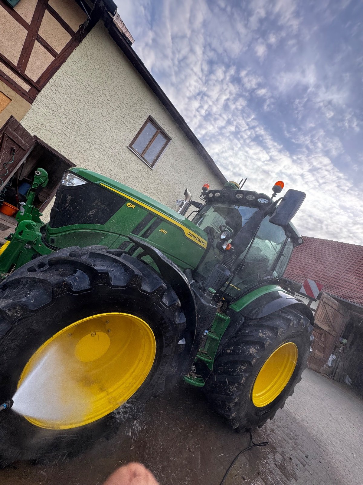 Traktor типа John Deere 6R 250, Gebrauchtmaschine в Lichtenfels (Фотография 3)