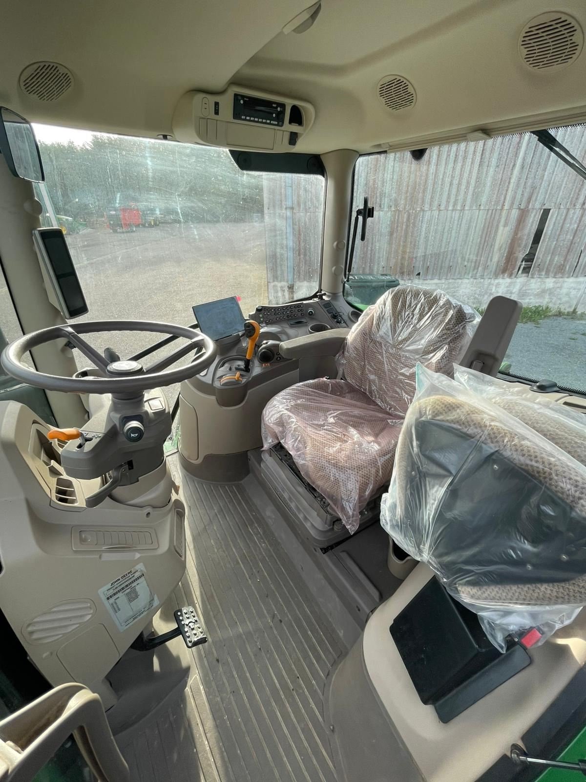 Traktor du type John Deere 6R120, Gebrauchtmaschine en BOSC LE HARD (Photo 5)