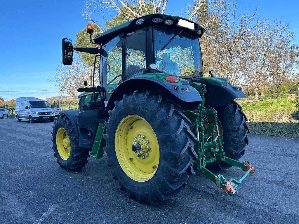 Traktor des Typs John Deere 6R130 Den nyeste 6R model!!! StarFire 6000 antenne. Sektionskontrol. GPS. AutoTrac. CommandArm. Frontlift., Gebrauchtmaschine in Kolding (Bild 4)