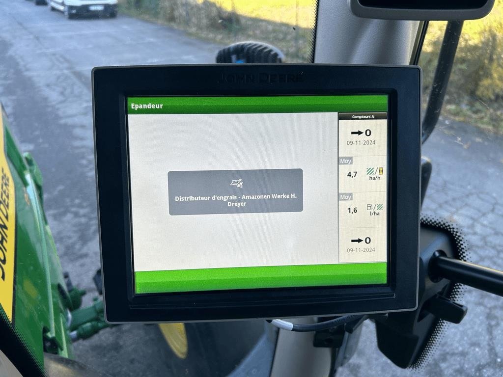 Traktor des Typs John Deere 6R130 Den nyeste 6R model!!! StarFire 6000 antenne. Sektionskontrol. GPS. AutoTrac. CommandArm. Frontlift., Gebrauchtmaschine in Kolding (Bild 18)