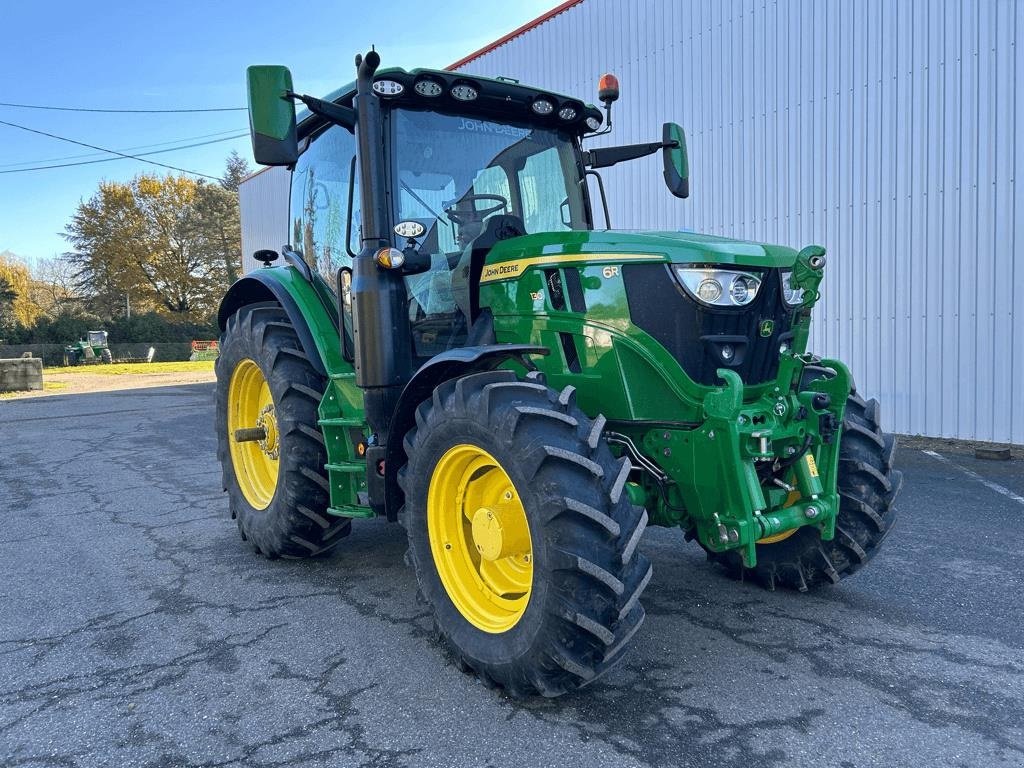 Traktor des Typs John Deere 6R130 Den nyeste 6R model!!! StarFire 6000 antenne. Sektionskontrol. GPS. AutoTrac. CommandArm. Frontlift., Gebrauchtmaschine in Kolding (Bild 1)