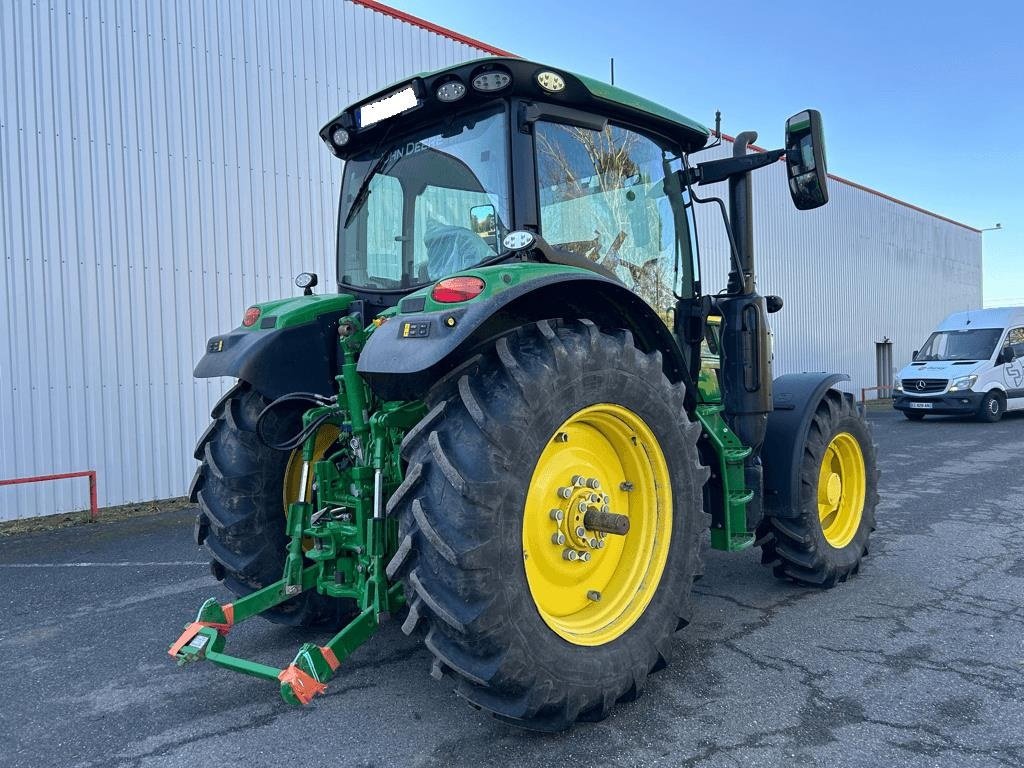 Traktor des Typs John Deere 6R130 Den nyeste 6R model!!! StarFire 6000 antenne. Sektionskontrol. GPS. AutoTrac. CommandArm. Frontlift., Gebrauchtmaschine in Kolding (Bild 3)