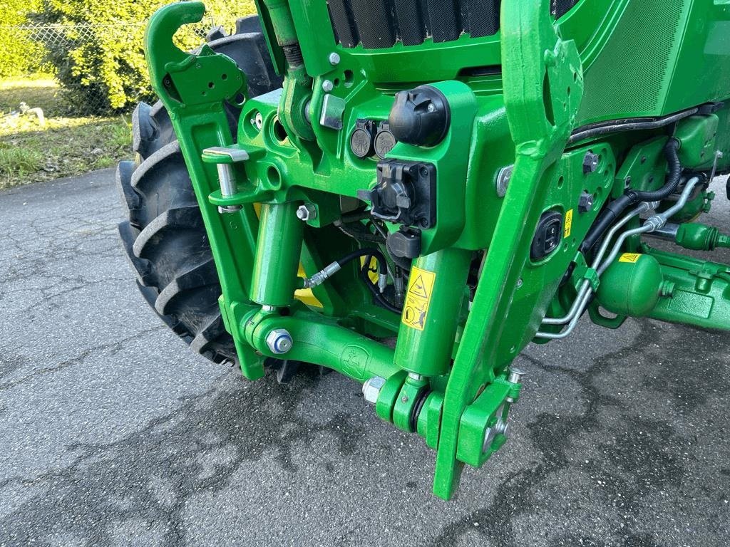 Traktor des Typs John Deere 6R130 Den nyeste 6R model!!! StarFire 6000 antenne. Sektionskontrol. GPS. AutoTrac. CommandArm. Frontlift., Gebrauchtmaschine in Kolding (Bild 8)